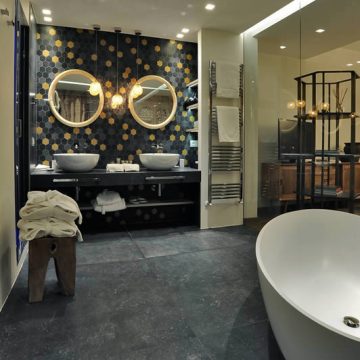 luxury-bathroom-tiles-design-qh1e56fwj7t4xxgv9g6tpotcx7ul2d8la17pi8r66o